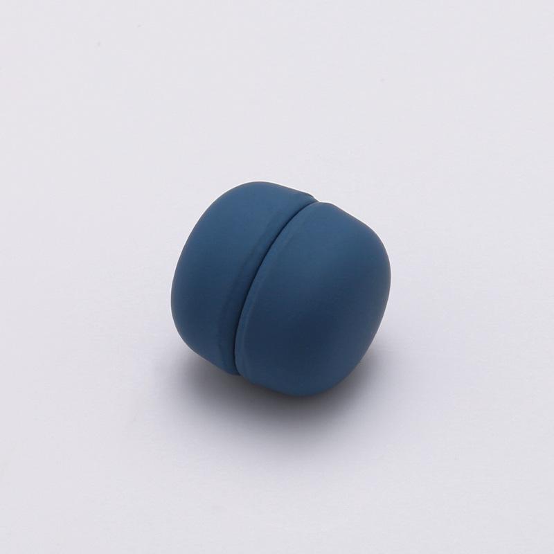 Macaron Magnetic Silk Scarf Buckle - Multifunctional Anti-Exposure Shawl Accessory