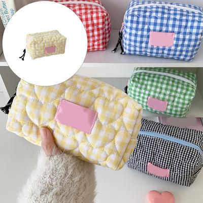 Durable Water Resistant Checkered Pattern Makeup Bag Easy Cleaning Portable Toiletry Organizers For Travel Storage