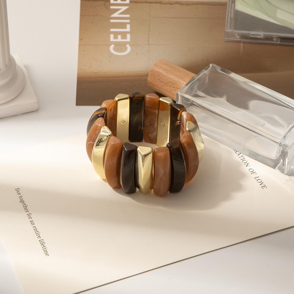 Acrylic Irregular Splicing Geometric Bracelet Personality Niche Exaggerated Bracelet Temperament Fashion Unique High-End Jewelry