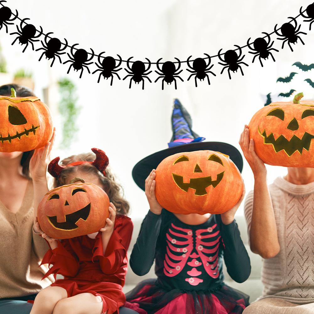 Halloween Ghost Paper Garland Scary Halloween Decoration Bat Spider Skull Banner for Halloween Party Haunted House Home Decor
