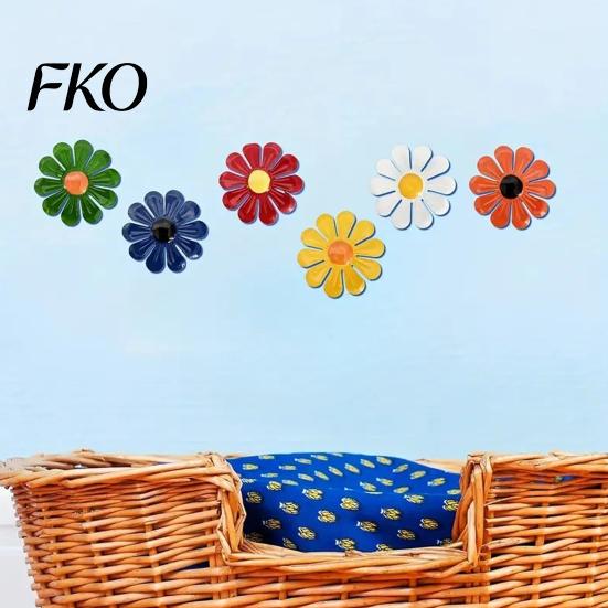 Metal Flower Wall Plaques 6Pcs Flowers Decor, Sunflower Ornament Art, Waterproof Art Hanging Decoration Garden Decor for Outside Indoor