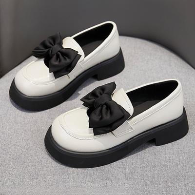Chaussures Simples Décontractées à Nœud Papillon Féminines Talon Épais 2024 Nouvelle Mode Simple Tout-Match Bouche Peu Profonde Couleur Unie Chaussures pour Femmes Automne