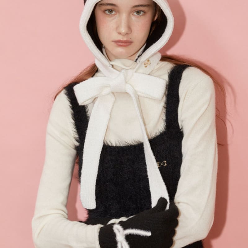 LOVE ME MONSTER [W Concept Exclusive 2 SET] Mont Classic Balaclava & Ribbon Glove (L244WST010)