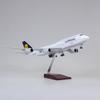 1/150 Airline 747 Plane Model B747 Lufthansa Airplane Model Toy Light and Wheel Landing Gear Plastic Resin Plane Model Gift Toys
