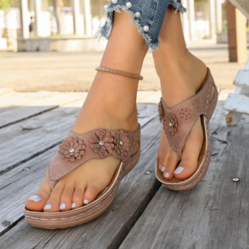 Women'S Platform Wedge Flip Flops With Floral Rhinestones Slip Sandals For Wearing Outside. Holiday Beach Summer