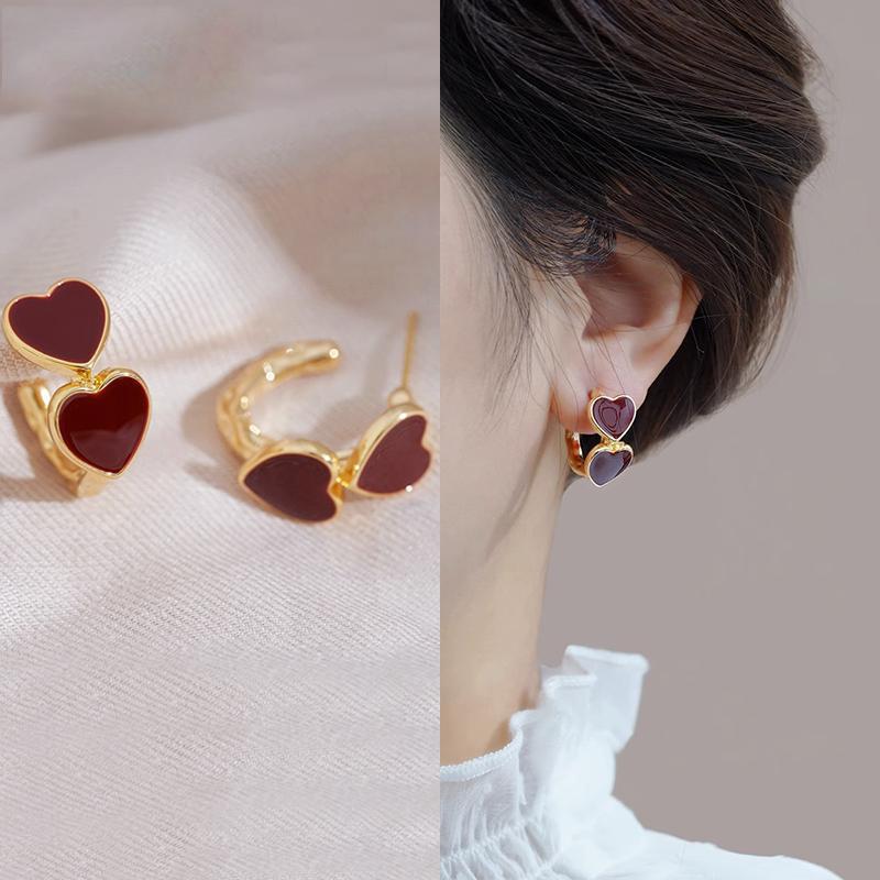 Boucles d'oreilles clous en forme de C 'Dripping love' style rétro de Hong Kong tempérament niche polyvalentes boucles d'oreilles luxe léger femmes