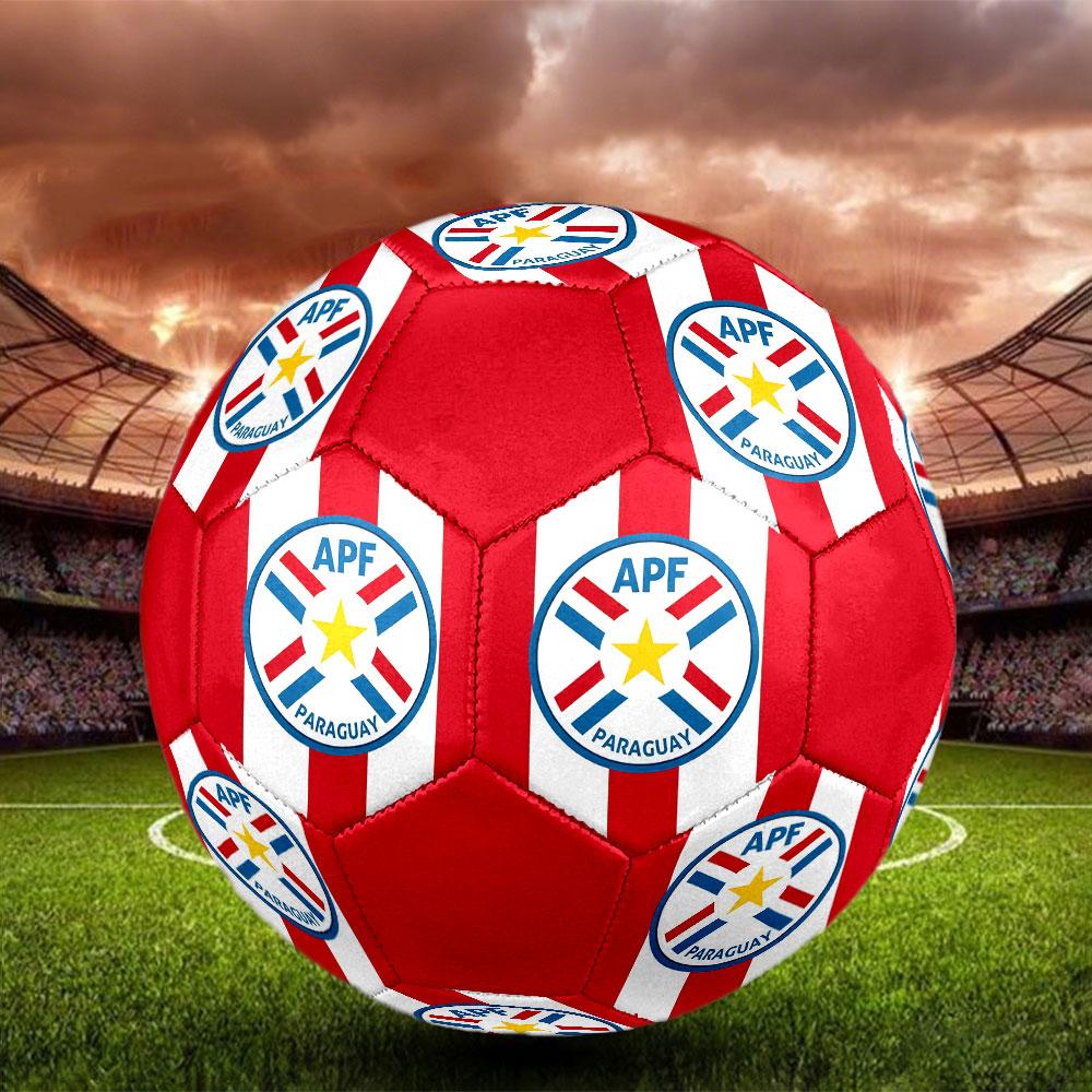 Logo de l'équipe nationale de football du Paraguay Ballon de Football Taille 5, Cousu à la Machine PVC, Durable & Très Rebondissant, Convient à Tous les Âges, Articles de Fan, Matches & Utilisation Extérieure.