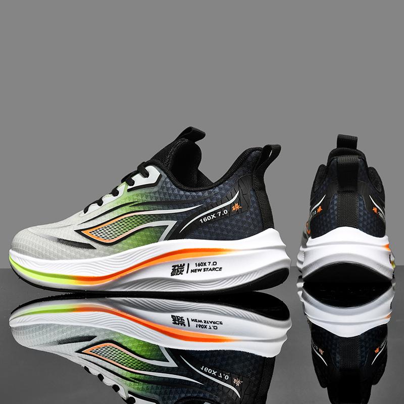 Men's high-quality casual sneakers four seasons breathable soft-sole outdoor running shoes students' light physical sports shoes