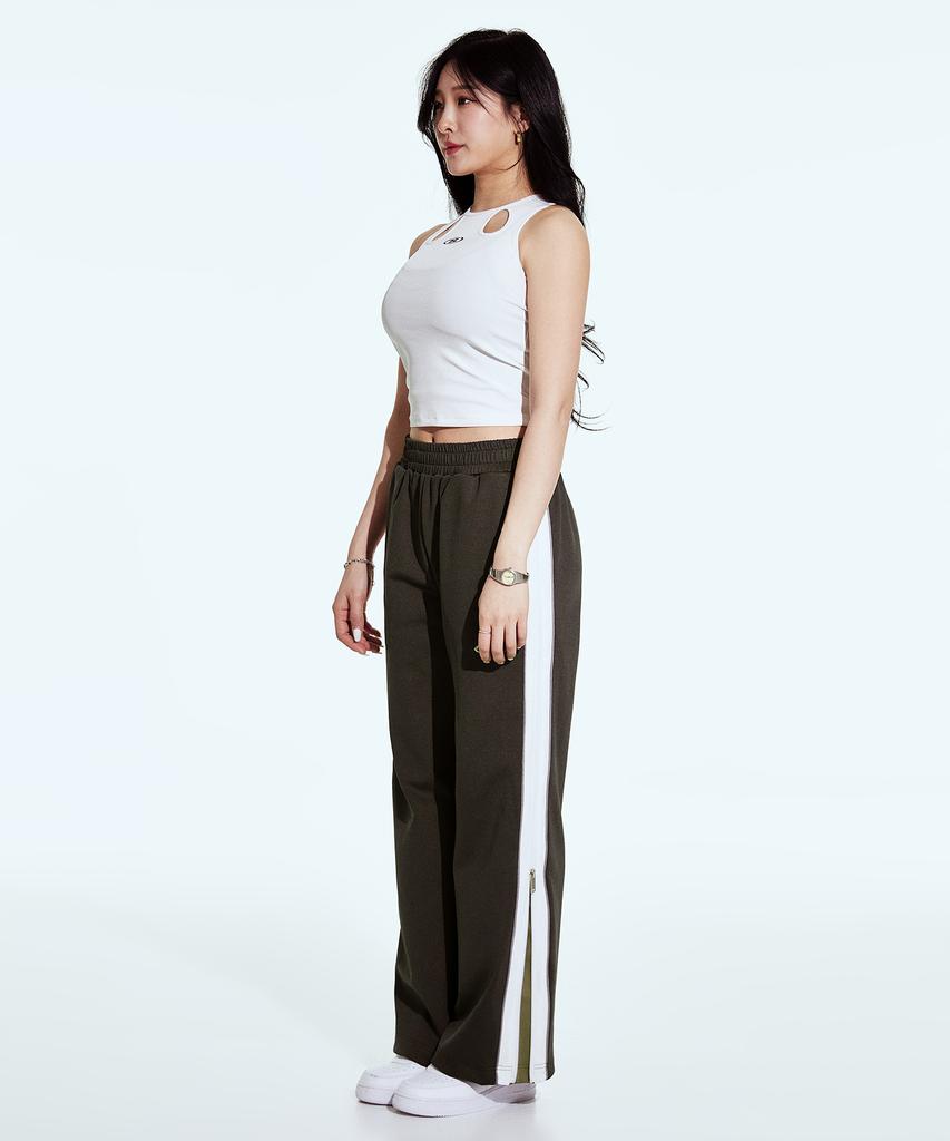 BORN TO WIN Cut-Out Tank Top [Ivory]