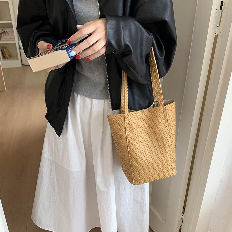 Retro und High-End Achseltasche, Beuteltasche, Einfache Einzel-Schulter-Handtasche, Kleine Tragetasche