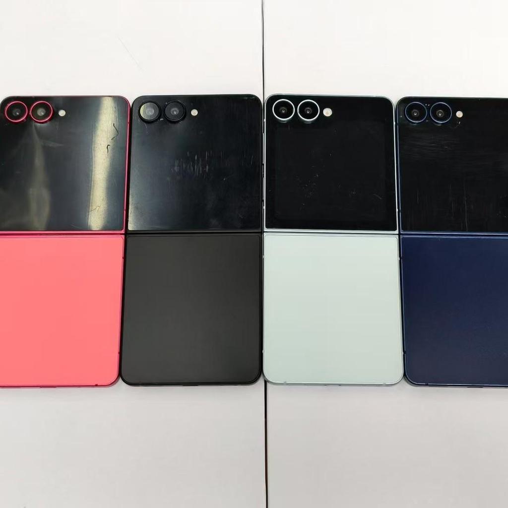 Simulazione Giocattolo Modello Telefono Compatibile Samsung Z Flip7 e Z Fold7