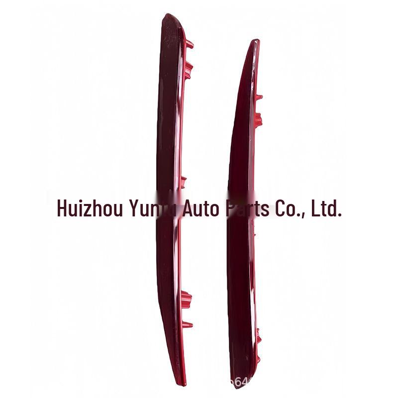 Chrysler 300C Rear Bumper Lights (Left & Right) 15-18 Models, Part Numbers 68213444AB & 68213445AB
