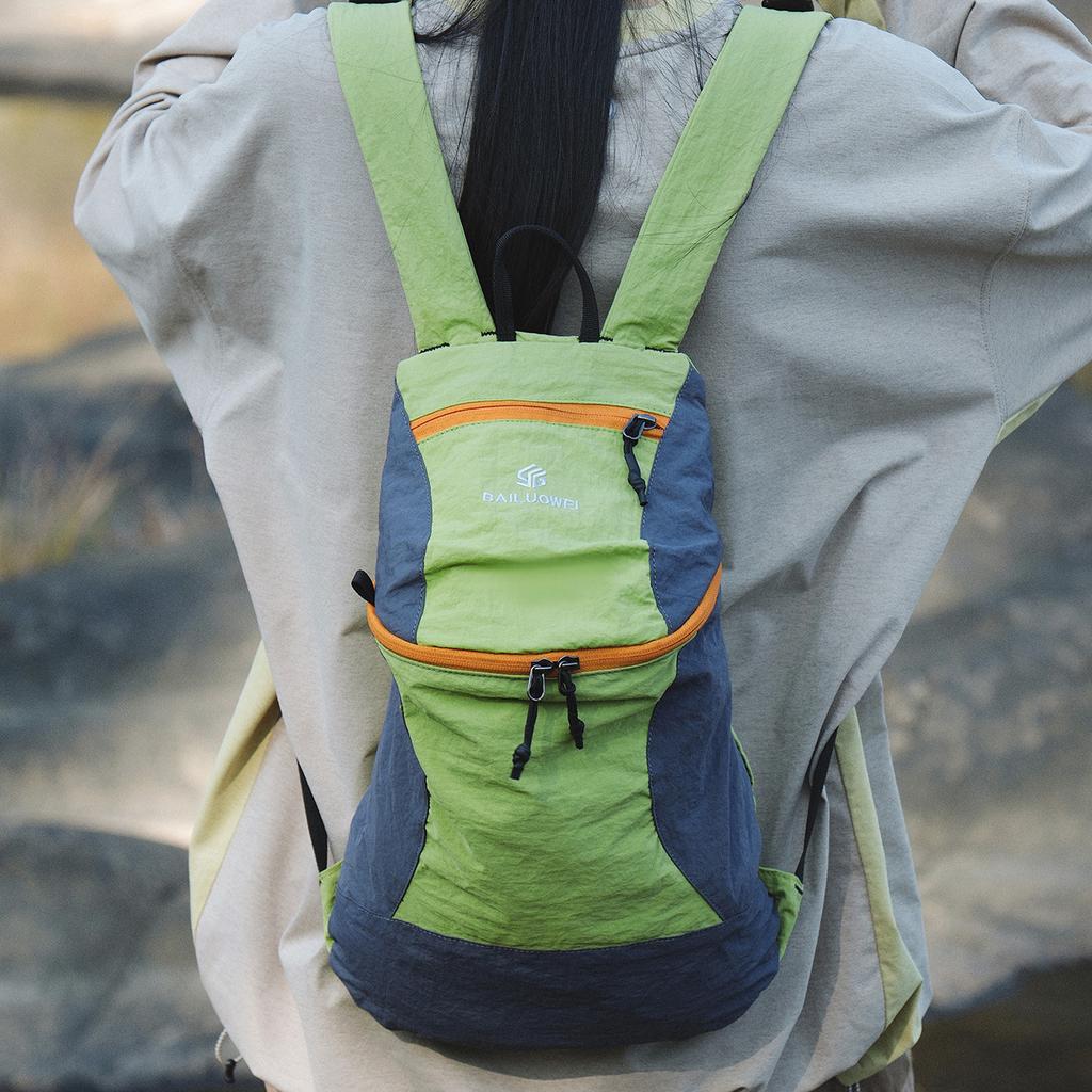 Schoolbag Mountaineering Bag Korean Version of the New Nylon Backpack Casual Student Schoolbag Lightweight Large Capacity Ultra-light Travel Backpack