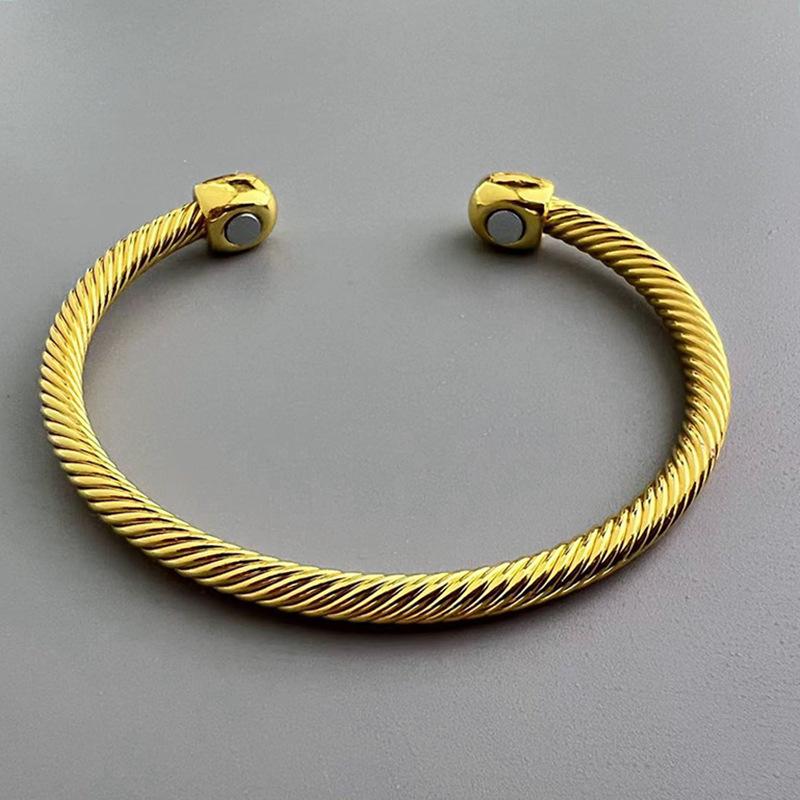 Magnet Bracelet with Adjustable Opening and Threaded Steel Wire Bracelet
