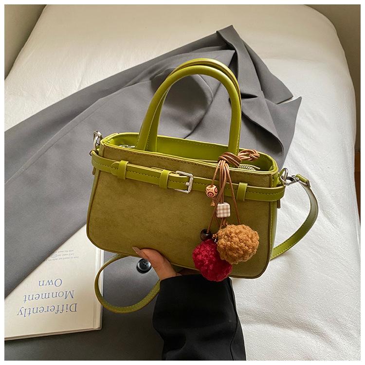 Vintage matte suede portable bucket bag women's bag 2025 new fashion high-end commuter bag shoulder messenger bag