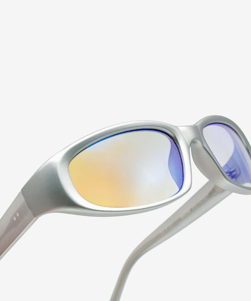 Weeoweeo Bacon Matte Sliver Photochromic Sunglasses