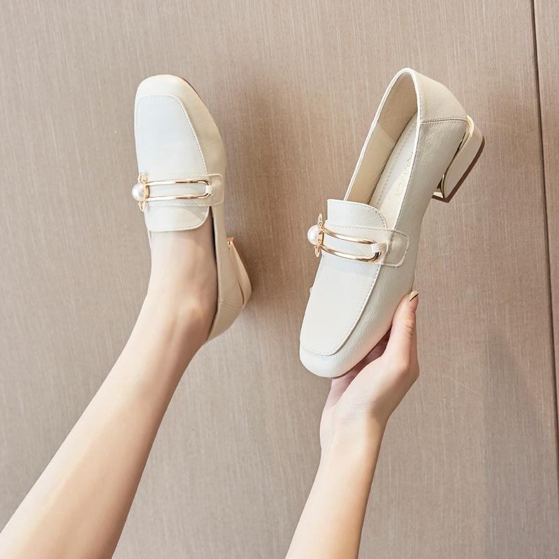 Women Heel Leather Casual Shoes Fashion Pearl High Heels Shoes Girl Beautiful Slip-on Loafers