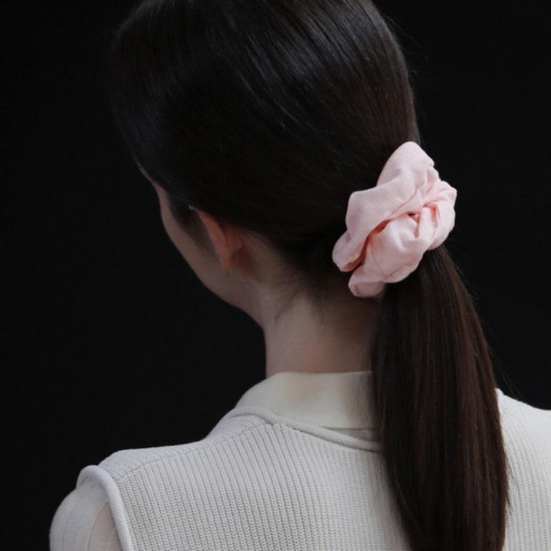 

РЕЗИНКА ДЛЯ ВОЛОС UNDERCONTROL STUDIO / СРЕДНЯЯ / ДРАГОЦЕННАЯ / ПОП / солнце FREE