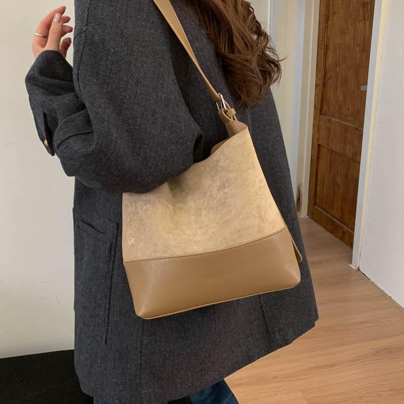 Large-capacity Underarm Bag, Single-shoulder Women's Crossbody Bag, Fashionable Bucket Bag, Commuter Tote Bag