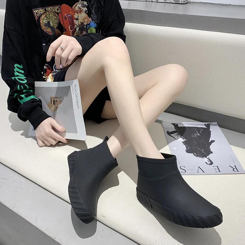 Mode Mode Regenstiefel Damen Kurzschaft Regenstiefel Wasserschuhe Niedrig geschnitten Rutschfest Autowäsche Shopping Küche Gummischuhe