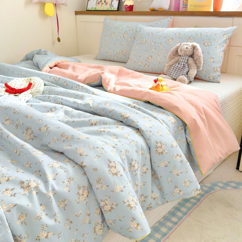 Class A Soy Fiber Double-Layer Summer Quilt with Cartoon Print - Air Conditioning Comfort Quilt, Thin & Lightweight