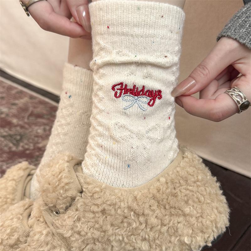 Wool Cartoon Medium Tube Socks Idea Yarn Cartoon Butterfly Socks Thickened Thermal Stacking Socks