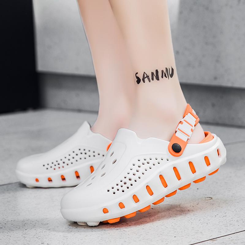 Fashion Clogs Women And Men Sandals Casual Shoes Unisex Slippers EVA Lightweight Sandals For Summer Beach Sandals