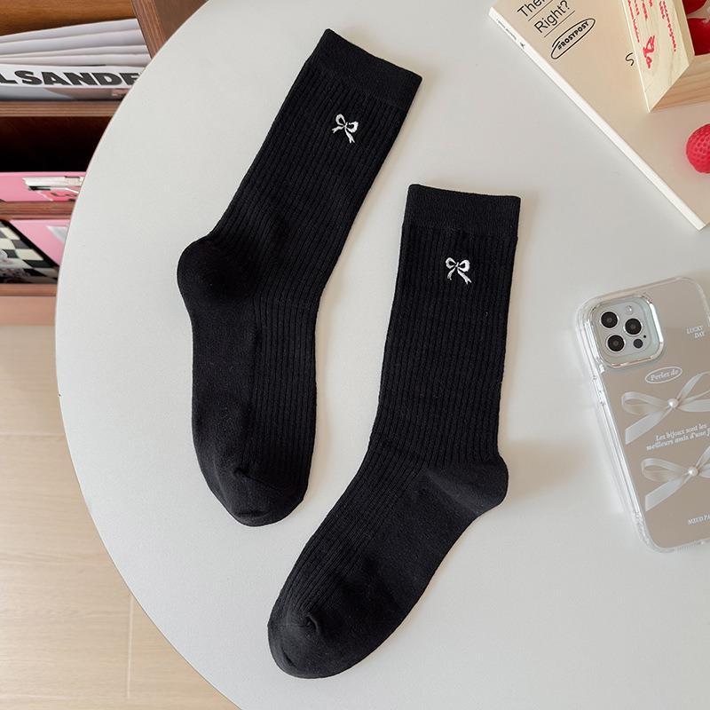 Cute and Versatile Postpartum Socks for Spring, Autumn and Winter, Sweat-absorbing Socks, Women's Mid-calf Socks