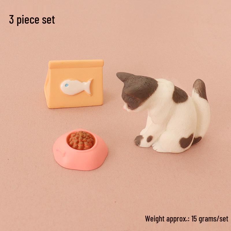Dollhouse Miniature: Resin Table, Chairs, Little Kitties & Fish Tank Accessories