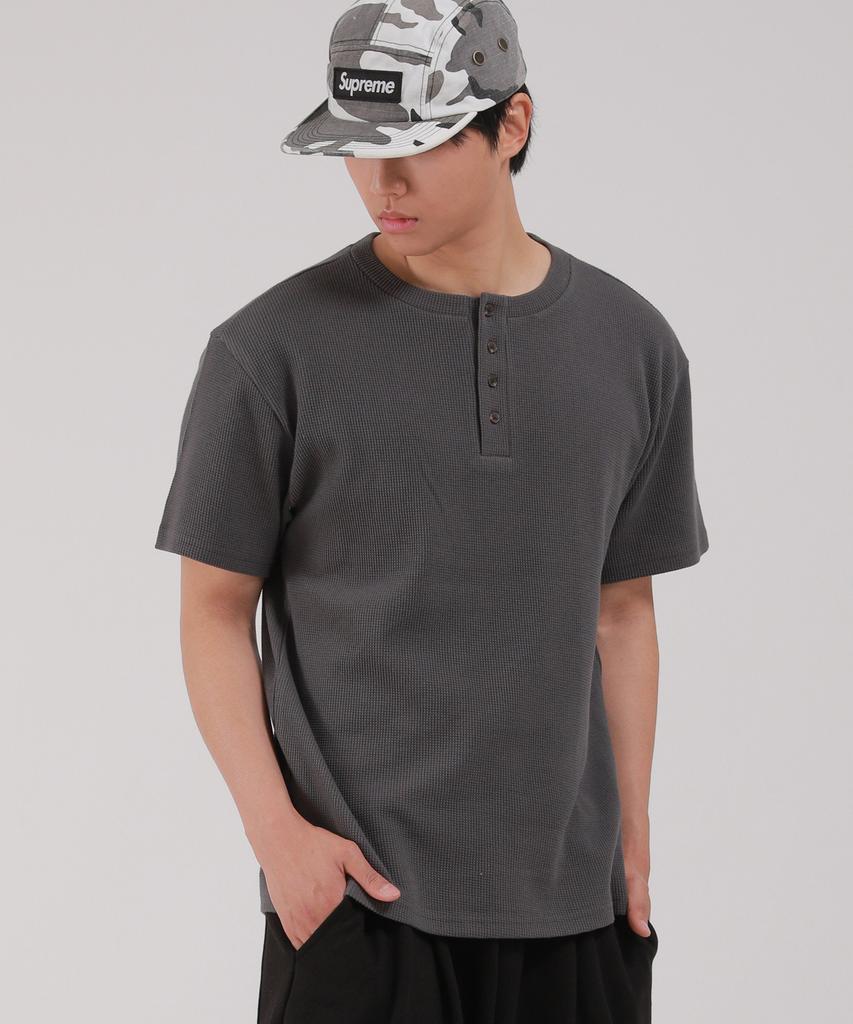 Dibellobeu Basic Henley Neck Waffle Short Sleeve T-Shirt_Charcoal