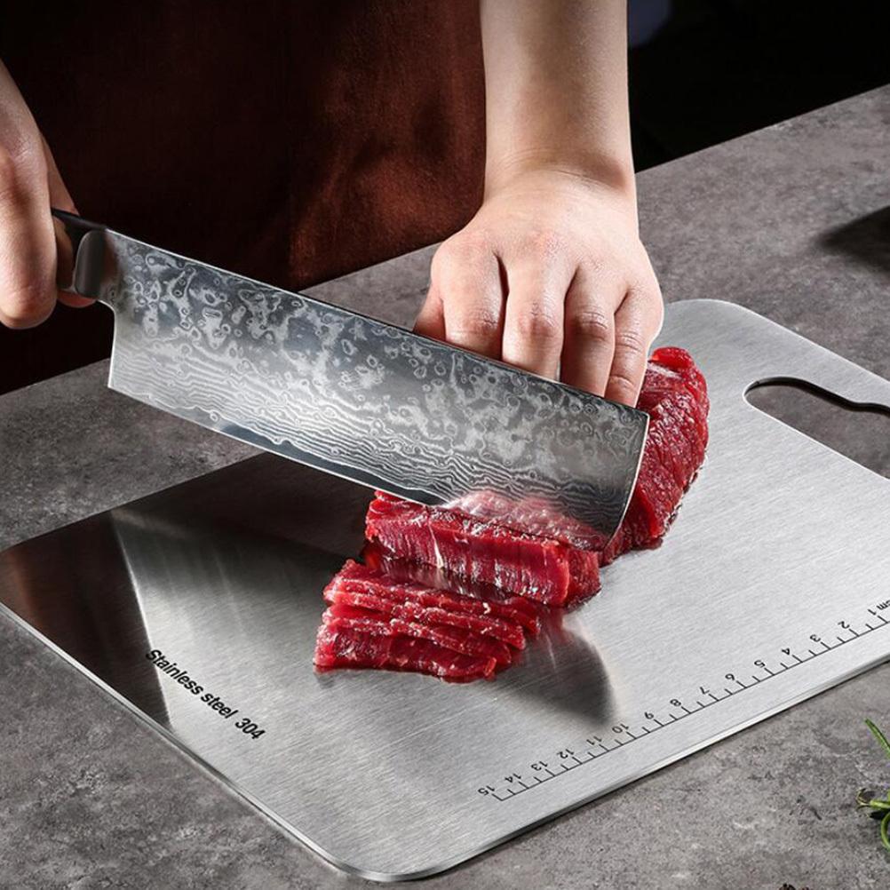 Schneidebrett aus Edelstahl 30x20cm Rostfrei Wasserdicht Formstabil Spülmaschinenfest Küchenhackblock Backbrett