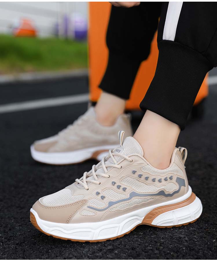 Yuxing Shoe Factory Contemporary Casual Shoes Men's Composite Mesh Polyvinyl Chloride Soles Lightweight