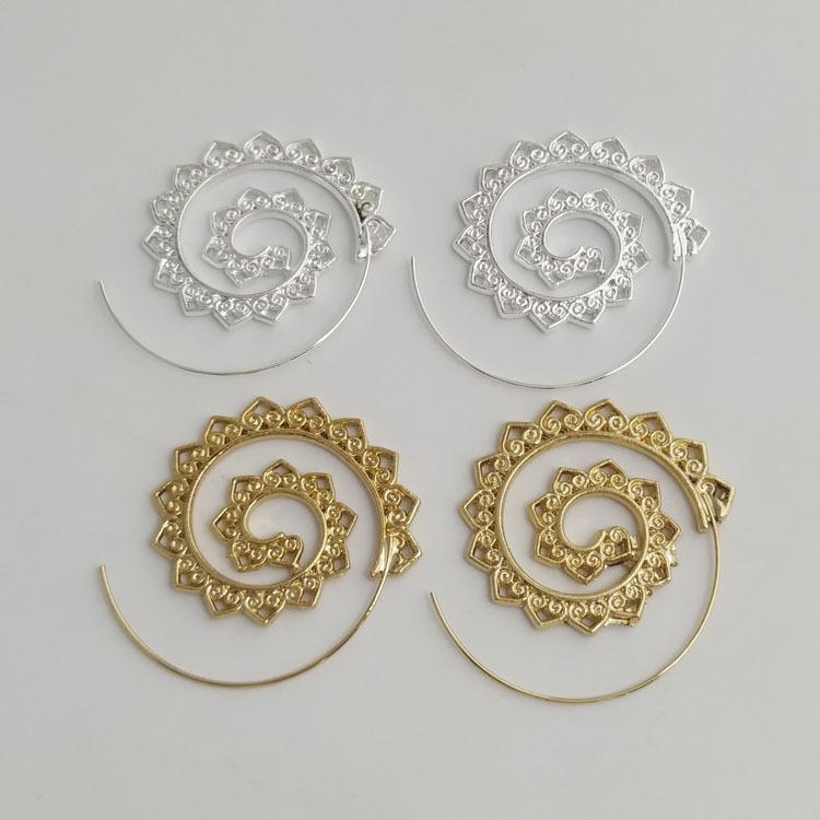 1 Pair European and American New Oval Spiral Earrings Exaggerated Vortex Gear-shaped Heart-shaped Retro Ear Jewelry