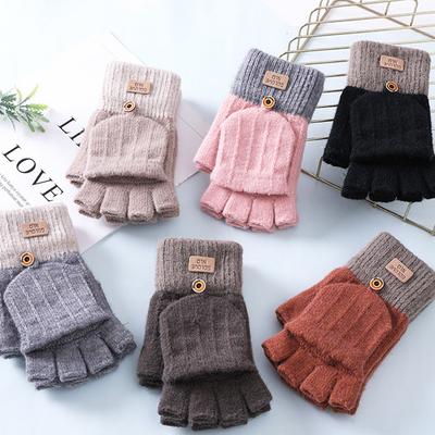 Accessori – Guanti, mezzi guanti e muffole