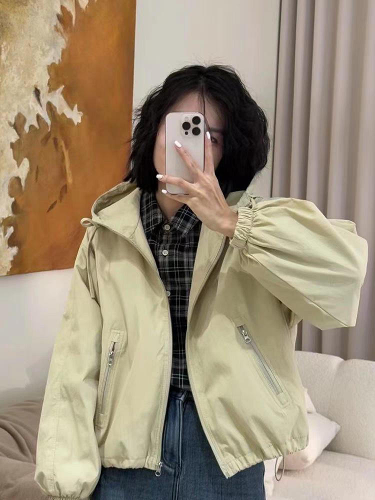 2025 Women's Spring Casual Hooded Windbreaker: Trendy Loose Short Jacket