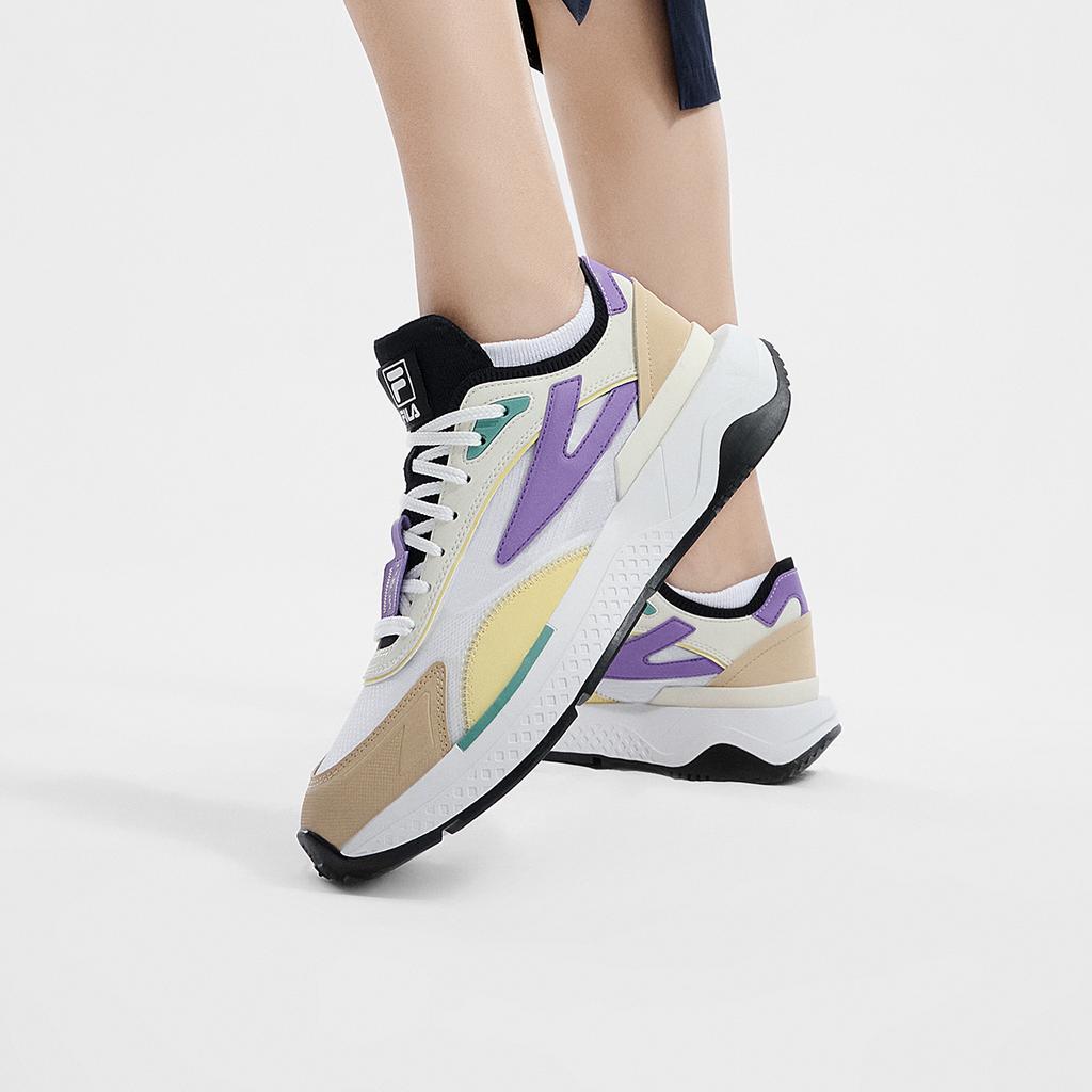 Fila Pioniere Comfortable Fashion Synthetic Leather Shock Absorbing Low Top Running Shoes Women Running Shoes Beige F12W423109FBC