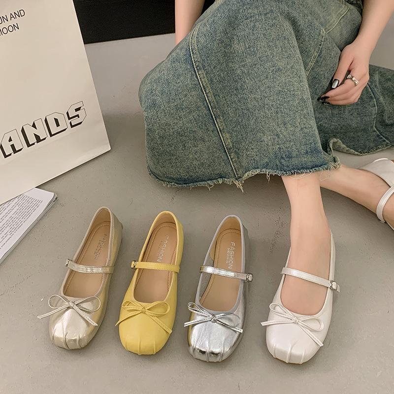 Ballet Style Flats Women's Summer 2025 New French Silver One-word Buckle Mary Jane Shoes with Skirt Single Shoes