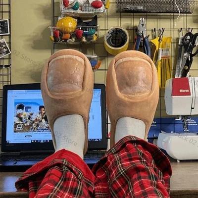 Fashion Creative Quirky Simulation Thumb Slippers Short Plush Funny Home Couple Shoes Men and Women Winter Thickened Warm Home Shoes