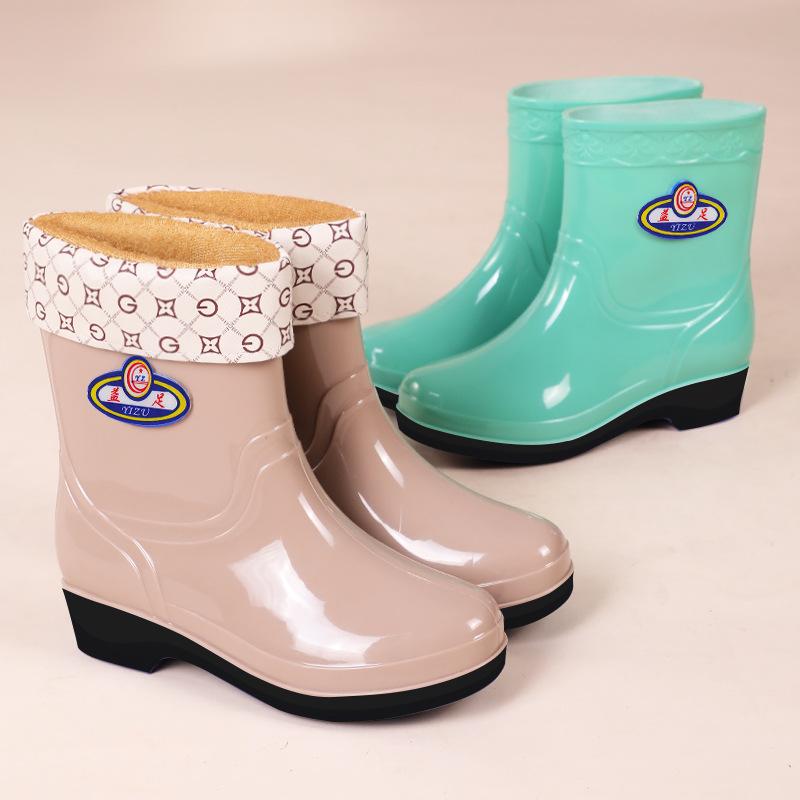 Autumn and winter platform rain shoes women's medium tube warm, velvet non-slip and anti-skid shoes fashionable adult rain boots kitchen super