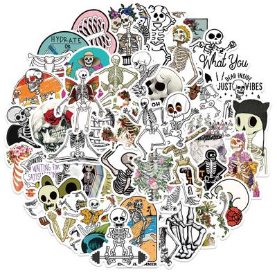 50 naklejek z czaszkami w kreskówkowym stylu artystycznym Może ozdobić walizkę notes gitarę Wodoodporne naklejki