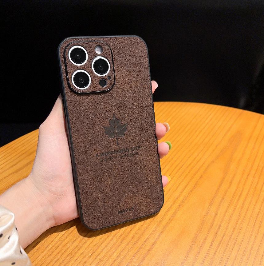 

Lambskin Pattern Maple Leaf Case for iPhone 17 Air, 16 Pro Max, 15, 14 15 Pro Max (Bag) темно-коричневого кольору