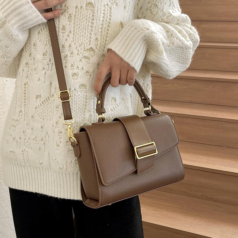 Fashion women's bags New simple and atmospheric shoulder bags Large capacity high-end sense versatile diagonal span handbags