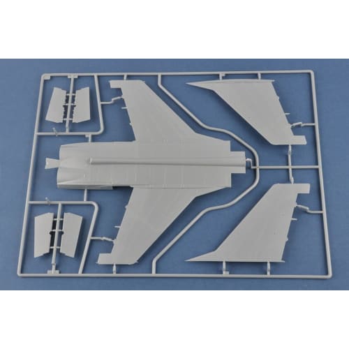 Hobby Boss 1/48 Scale Aircraft Series Russian MiG-31BM Fighter with KH-47M2 Supersonic Cruise Missiles and Kinzhal Plastic Model Kit 81770