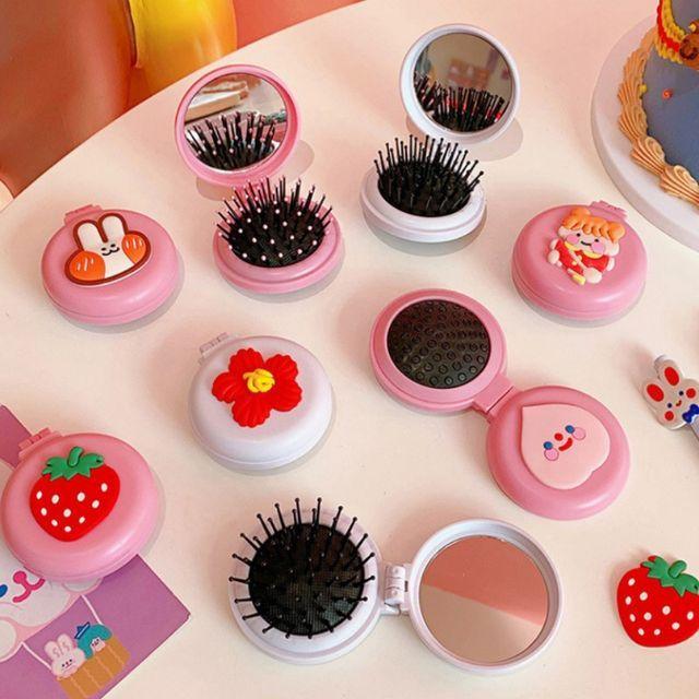 Choyu - Cartoon Silicone Portable Mirror with Hair Brush (various designs) 02 - Bear - White
