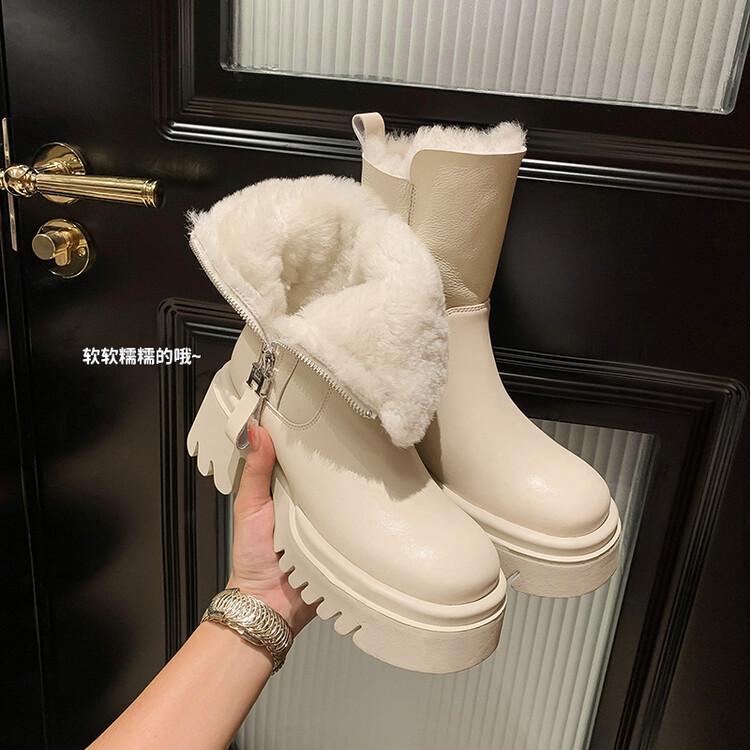 Cow Fur Integrated Boots Korean Version Thick-soled Women's Boots Thick Velvet Cotton Boots 2025 Winter New Thick Medium Heel Martin Boots