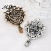 Durable Alloy Jewelry Retro Hollow Brooch for Women, Lapel Pin with Sparkling Women Accessory Rhinestones, Daily Wear Wedding Parties Oxidation