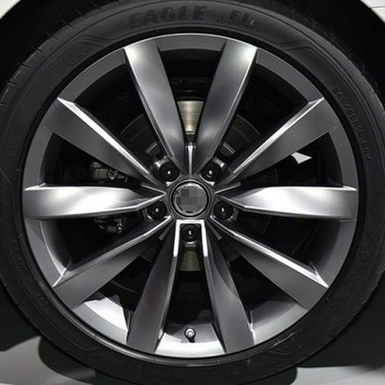 17-tums lättmetallfälgar för Volkswagen CC, Lamando, Magotan, Passat och Tiguan