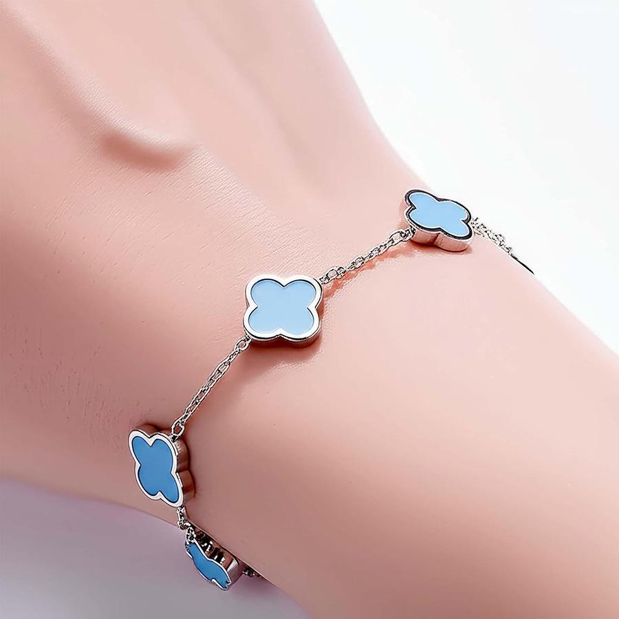 18K Gold Plated Four-Leaf Clover Bracelet with Mother-of-Pearl, Titanium Steel Jewelry Piece, Double-Sided Smooth Surface