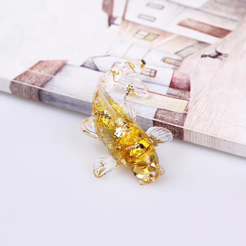 Beautiful Lucky Koi Fish Figurines Artificial Transparent Epoxy Resin Crystal Mini Fishes Desk Decoration Gift for Friend