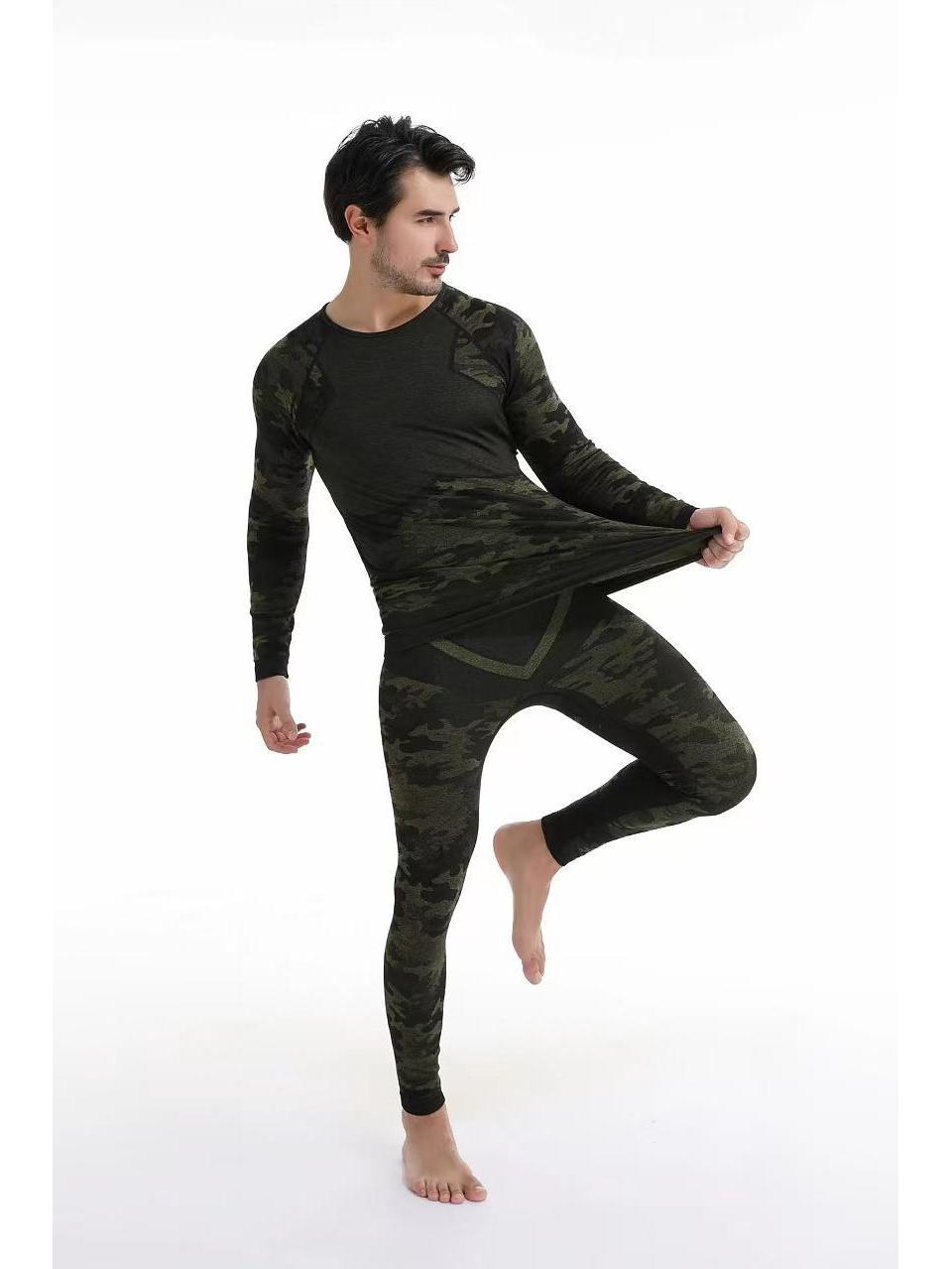 

Чоловічий приталений теплий фітнес-комплект для велоспорту та бігу на осінь/зиму XL